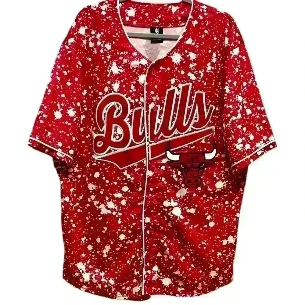 Chicago Bulls Licensed NBA Jersey.  Men’s XXL. Pre Owned in Very good condition